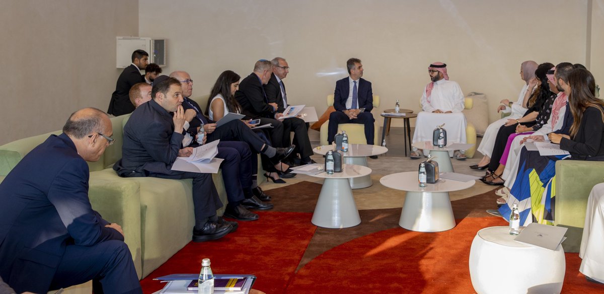 Israeli Foreign Minister <a href="/elicoh1/">אלי כהן | Eli Cohen</a> met Supreme Council for Youth and Sports (SCYS) Secretary General Aymen bin Tawfiq Almoayyed and Youth Minister Rawan bin Najeeb Tawfiqi. #Bahrain #Israel