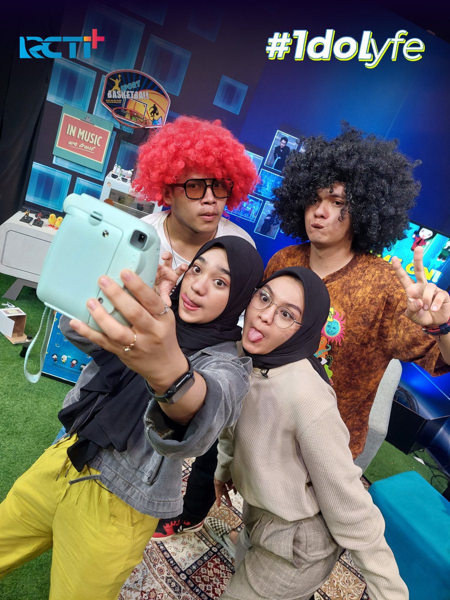 RCTIPlus's tweet photo. Siapa yang sudah GembIra &amp; riANG hari Selasa ini?

#idolyfepanaroma #IDOLYFE #RCTIPlusSuperApp https://t.co/bMmTZaCfqF