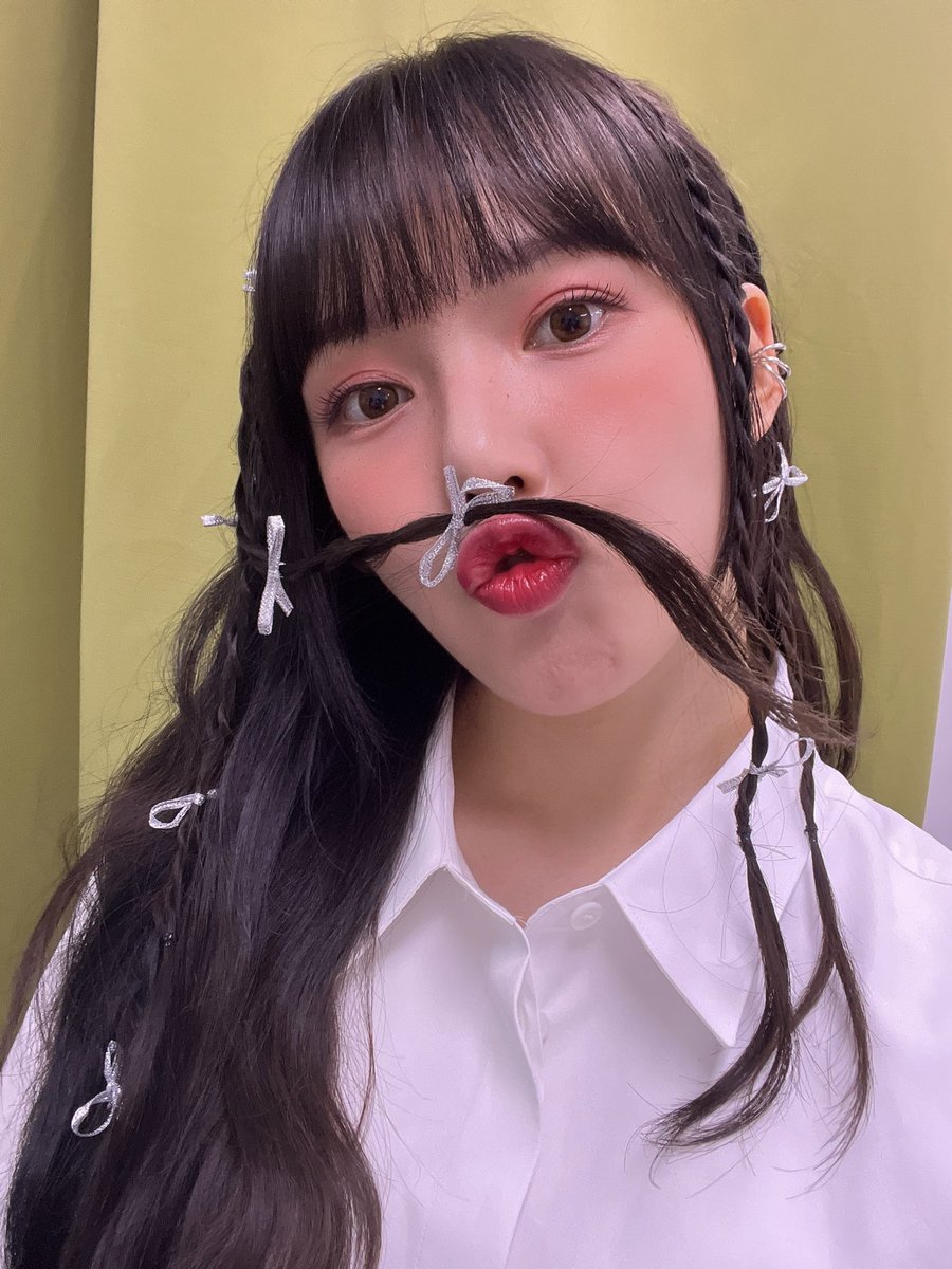 [📸] 230905 SBS M 더쇼 완료💛

#예린 #YERIN #더쇼
#Ready_Set_LOVE🕹
#밤밤밤 #Bambambam