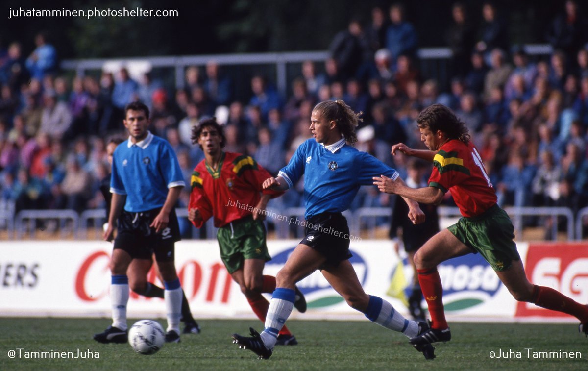 TamminenJuha's tweet photo. Faz 30 anos hoje, Estônia v Portugal, 5 de setembro de 1993 no Kadrioru Staadion de Tallinn. #USA94qualifiers #Eestijalgpall #SelecaoPortugal #ESTvPOR @PauloFutre https://t.co/q3MhhQrxWd
