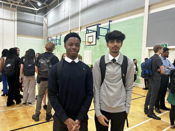 5 Dimensions Trust tweet media