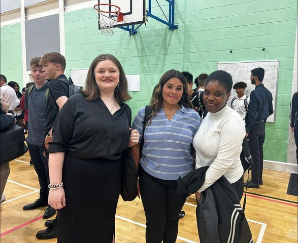 5 Dimensions Trust tweet media