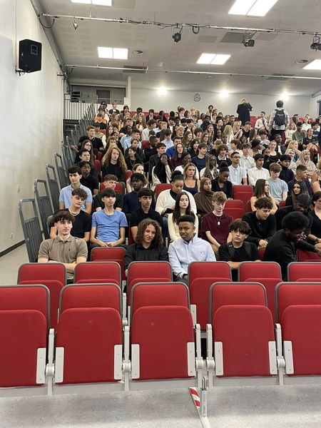 5 Dimensions Trust tweet media