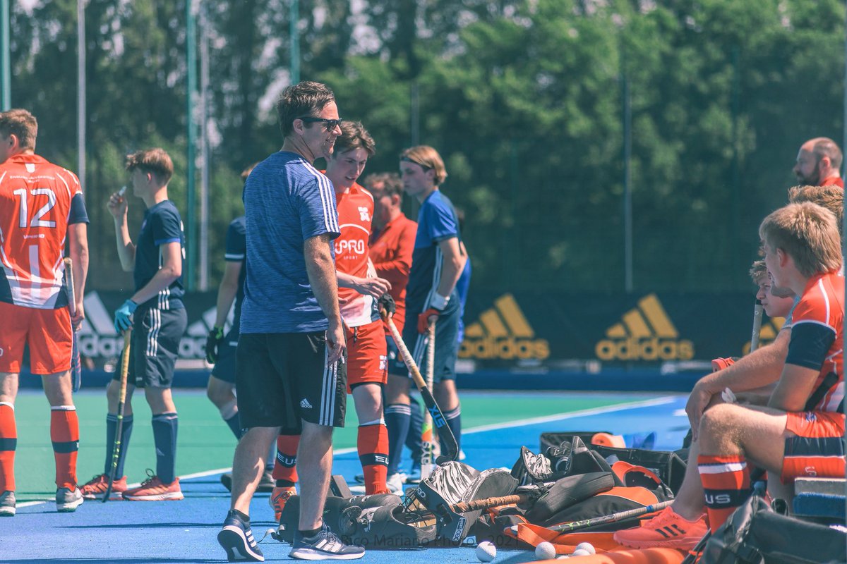 Join The Team 📢| We currently have two new exciting opportunities!

We are taking applications for the following roles:
⚽️ Women’s Football Head Coach
🏑 Men’s Hockey Head Coach

For further info &amp; how to apply, please visit the link in our bio 🔗

♥️🤍
