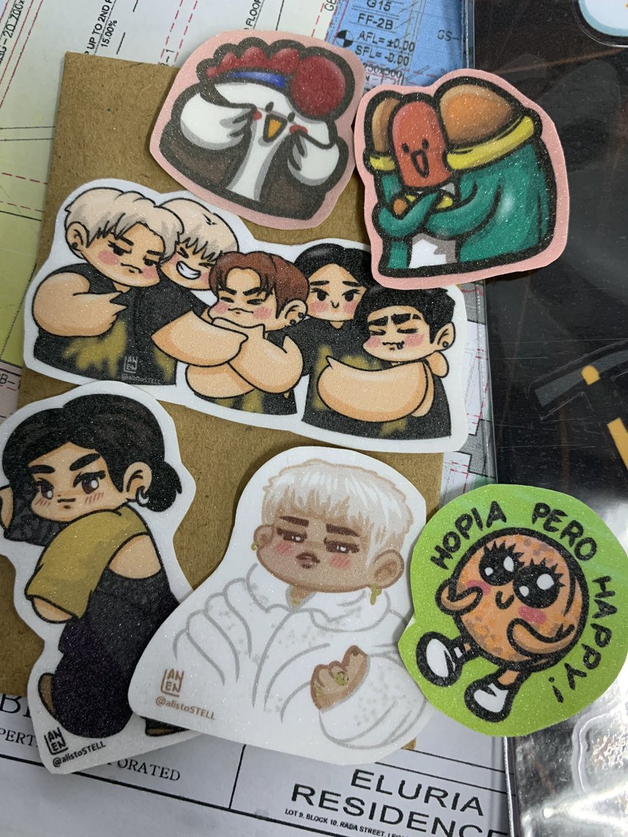 aclovezeff's tweet photo. Got these cuties! sayang di ko napansin di ko pla ncheckout ung crimzone inspired stickers! thanks so muuchhhh! love the souprice!
@alistoSTELL π«Άπ» https://t.co/soC51EkDFY