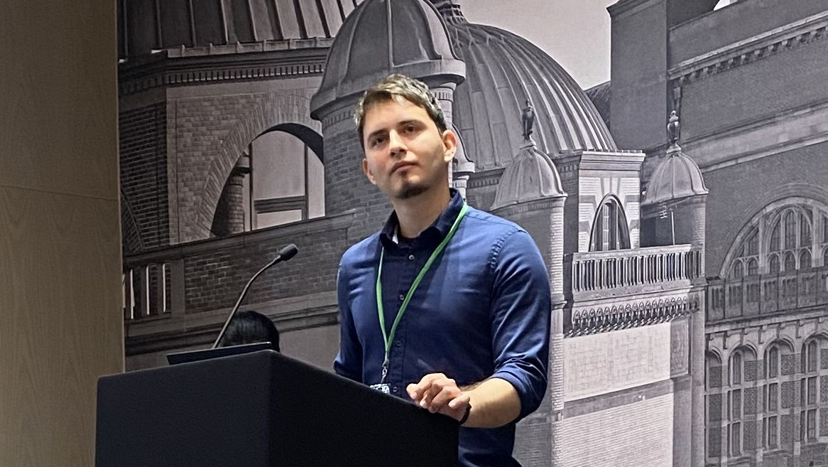 British Society for Plant Pathology (@bs_pp) on Twitter photo 🔍 Unveiling Nature's Tiny Warriors! 🦠 <a href="/DaNarinoR37/">Daniel Nariño Rojas</a> from <a href="/UniOfYork/">University of York</a> explores the fascinating world of phages—viruses with a mission to tackle specific bacteria. 🌿 Can they be our biocontrol heroes reducing Ralstonia solanacearum virulence? 🌱🔬
#MBPP #MBPP2023 #PlantPathology 🔍 Unveiling Nature's Tiny Warriors! 🦠 <a href="/DaNarinoR37/">Daniel Nariño Rojas</a> from <a href="/UniOfYork/">University of York</a> explores the fascinating world of phages—viruses with a mission to tackle specific bacteria. 🌿 Can they be our biocontrol heroes reducing Ralstonia solanacearum virulence? 🌱🔬
#MBPP #MBPP2023 #PlantPathology