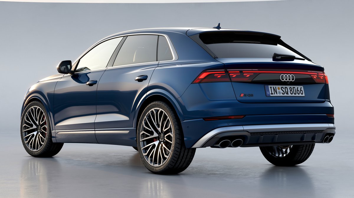 carwowuk's tweet photo. REVEALED: New Audi SQ8! 

🔥 Retains 4.0-litre twin-turbo V8!
🔥 500hp &amp; 770Nm!
🔥 0-60mph in 4.1 seconds!
🔥 Matrix LED headlights &amp; OLED tailights!
🔥£100,000+! 

So this, or a Porsche Cayenne Coupe GTS? VOTE below! https://t.co/DSZI1pcLoj