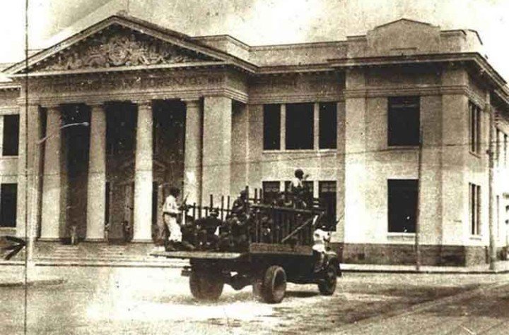 Siempre presentes los mártires que aquel #SeptiembreGlorioso iniciaron el levantamiento popular en #Cienfuegos. Acción catalogada por Fidel como un combate verdaderamente resuelto y heroico. #Cuba