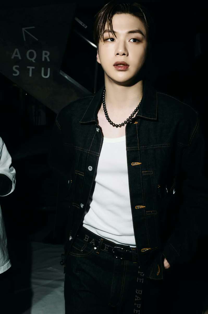 ๊ฐ๋๋ค์๊ฐค๋ฆฌ๋ฌ tweet media