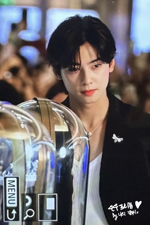 MyGalaxy0330's tweet photo. 230905
귀요미 오늘도 고생했어요🖤🖤🖤
#차은우 #아스트로 #CHAEUNWOO #ASTRO #ウヌ #アストロ @offclASTRO https://t.co/QmKMrhJcf7