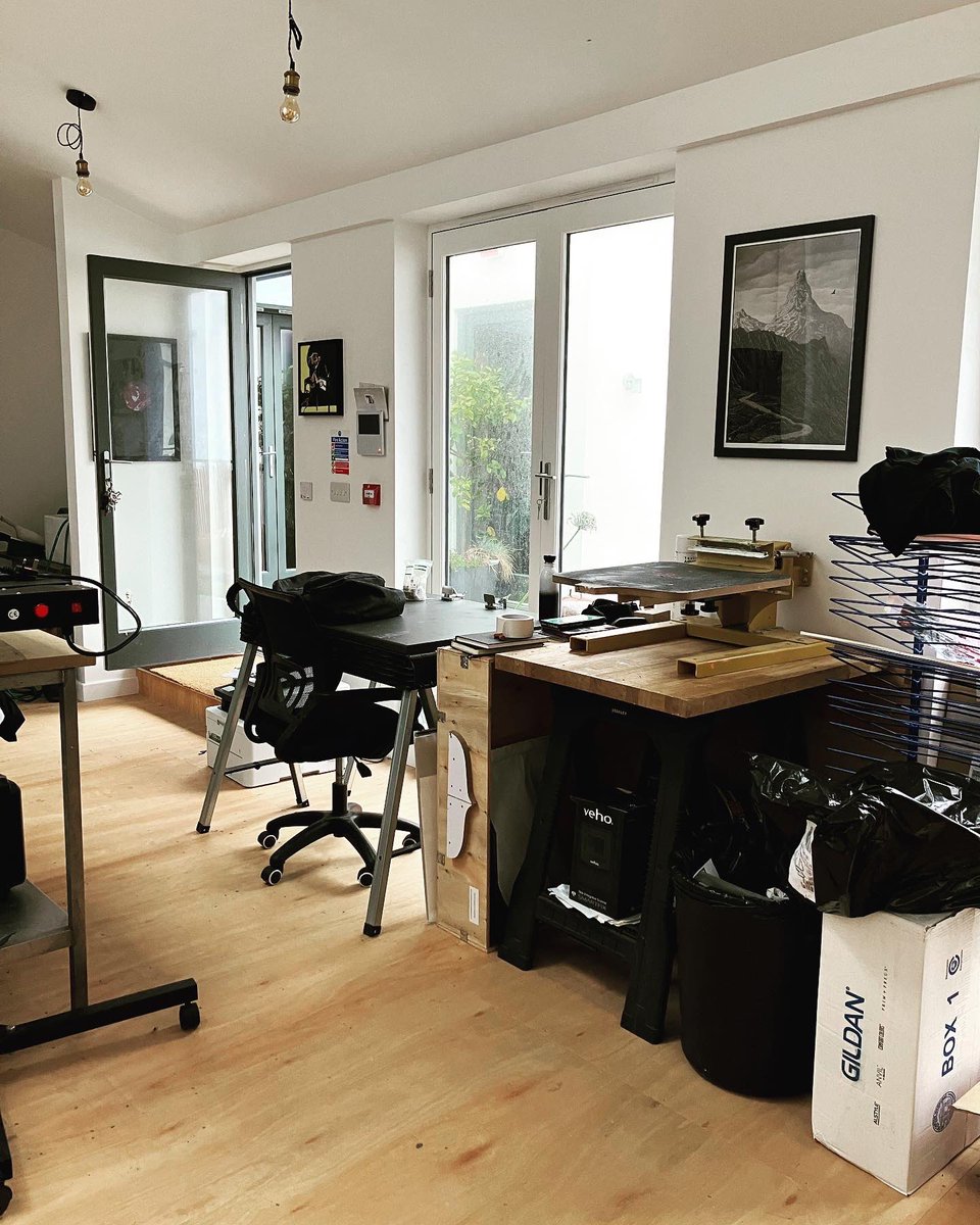 studio_reg01's tweet photo. New beginnings. Coming along nar.
Have a good week all
#studiorunk https://t.co/1pnf24Ltrw