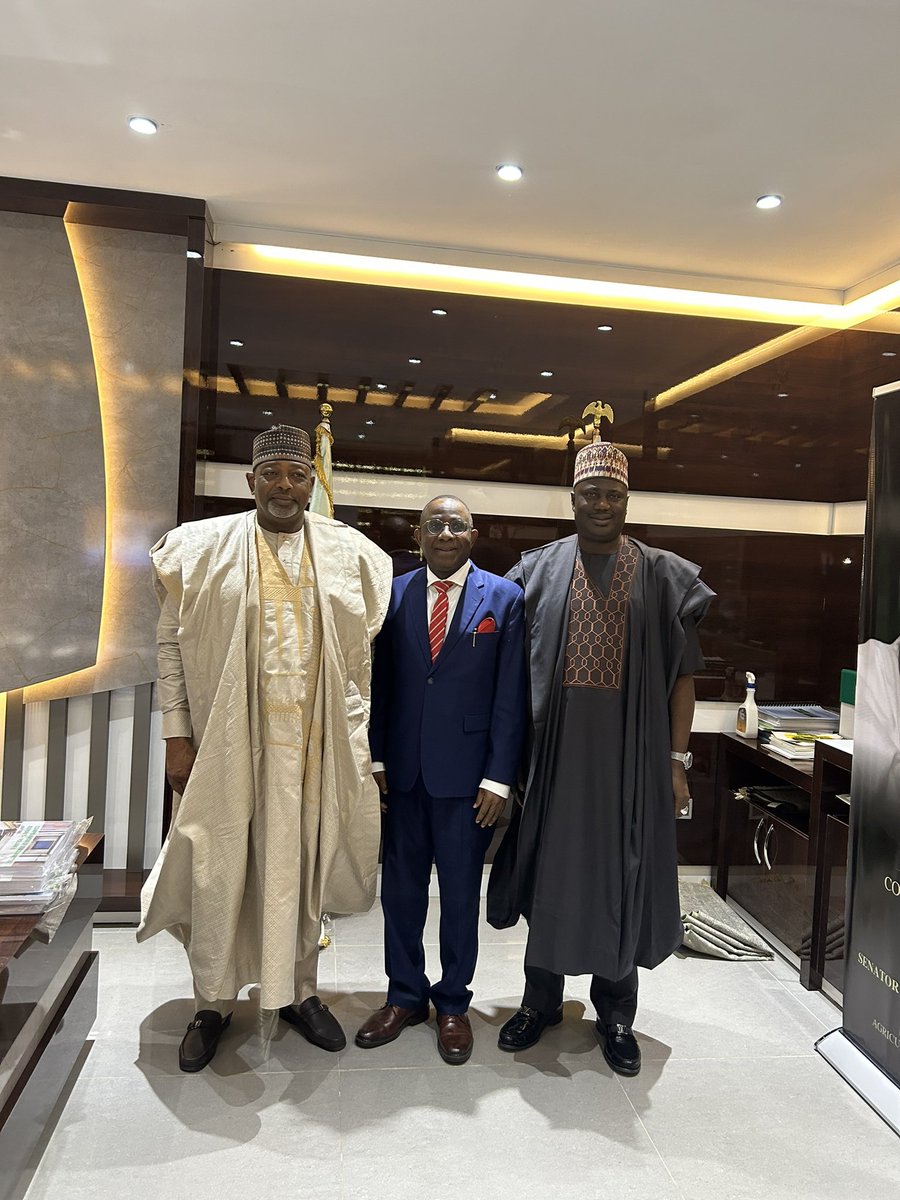 Banji Oyelaran-Oyeyinka tweet media