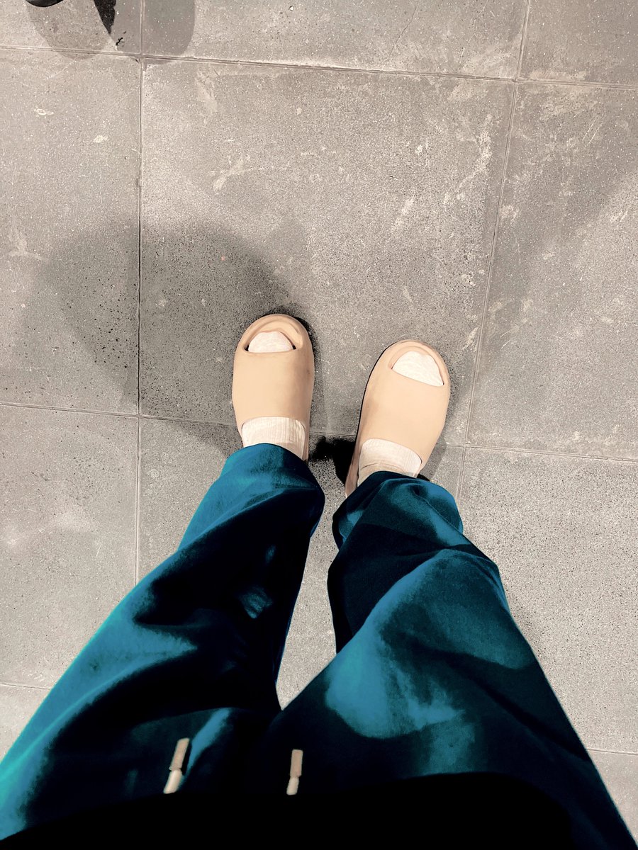 juhnimoon's tweet photo. ㅤㅤ
ㅤ«⊹ 17·s han (彩) dⲁnsleflou᧘wenƚ
ㅤmunธ ⪧ wooow! ☺️ dün tokyo'nu
    n gece  manzarasını  gösteren bir
    bina üzerinde performans sergile
    dik. uçmak gibiydi. şimdi güvend
    eyim ve gyu'nun terliklerini (ç)aldı
    m.
ㅤᘏ ๋࣭ fɾᦅⲙ˖jnghaᥢiィsns★updⲁƚes೨
ㅤㅤ https://t.co/8VHLCjpbWJ