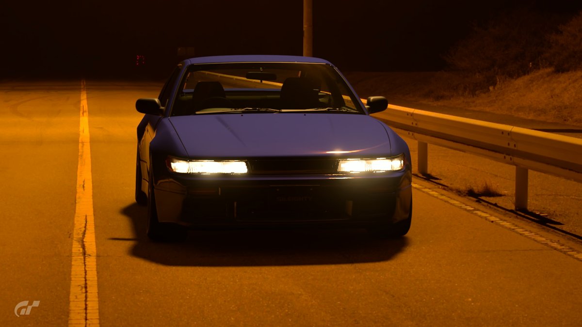 specular_pink's tweet image. インパクトブルーという色の再現は難しい。夜の照明下では彩度の低いパープルに見えつつ、昼光下ではしっかりとブルーに見える。GT7で多くの人がスタイルをシェアしているが、人それぞれ色が違う。で、自分なりの解釈での再現色は「H: 227、S: 85、V: 60」となった。
#頭文字Ｄ
#ImpactBlue
#GT7