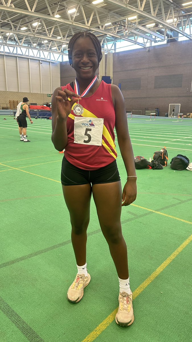 bradymarcia42's tweet photo. @YateAC and @Bristolwestjnrs 

Congratulations to Tamara Jackson for her Silver Medal in Shot Put at Manchester Sportscity YDL on Sunday.
Next time Tamara should sing for the closing ceremony, show them she has a powerful voice also🎼🎼🥈 https://t.co/pcbqrOOArr