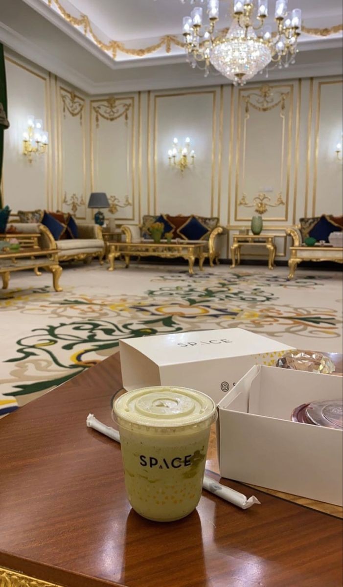 البُعد عن الناس ، راحة مش توحد ✨ .