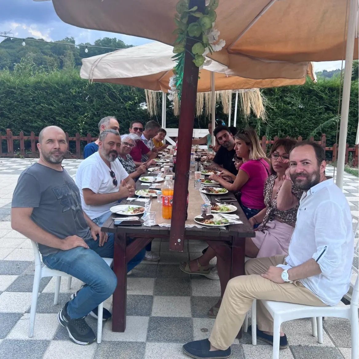 bhyalder's tweet photo. Değerli üyelerimizin katılımıyla 3 Eylül Pazar günü Polonezköy’de ilk piknik etkinliğimizi gerçekleştirdik. Tüm katılımcılarımıza teşekkür ederiz. Daha nice etkinliklerde buluşmak üzere. #bhyal #bhyalder https://t.co/ANvDDT1Glv