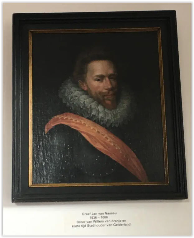 aabuwalda's tweet photo. Eén van de gestolen portretten uit @GemMedemblik is niet van Jan van Nassau, maar van Maurits zijn jongere (half) broer Frederik Hendrik van Oranje-Nassau (1584-1647). 
https://t.co/X85fdpDS5l https://t.co/s2JT5kIMld