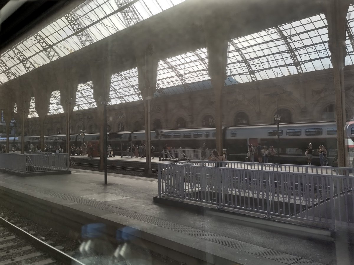 FranFalcini's tweet photo. Bonjour Nice https://t.co/KbA5iEDFaa