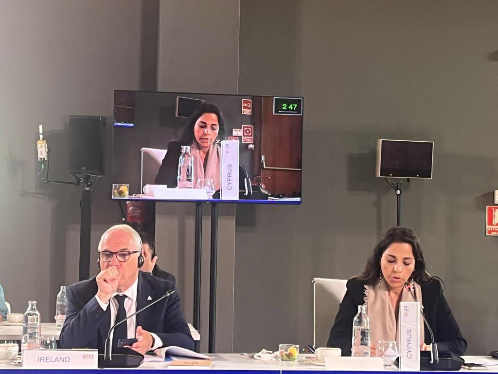 CyprusinSpain's tweet photo. Ambassador @HelenaMina represented Cyprus at the Informal Meeting of EU Ministers of Development, in Cadiz, in the framework of the Spanish Presidency @eu2023es
In depth discussion with Dep @UN SG @AminaMohammed
#FAC #Agenda2030 #SDG #Tripletransition @CyprusMFA https://t.co/RKWP8kCKYH