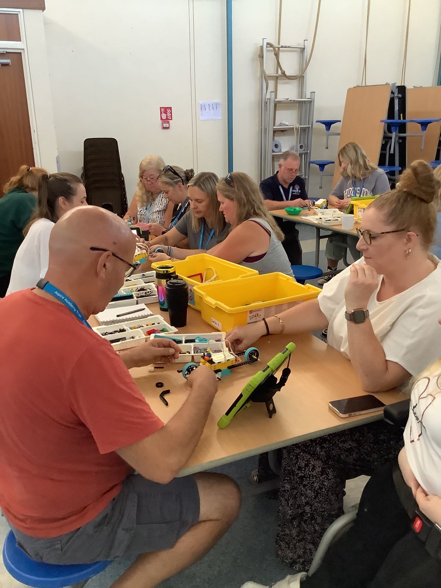 Bude Primary Academy - Juniors tweet media