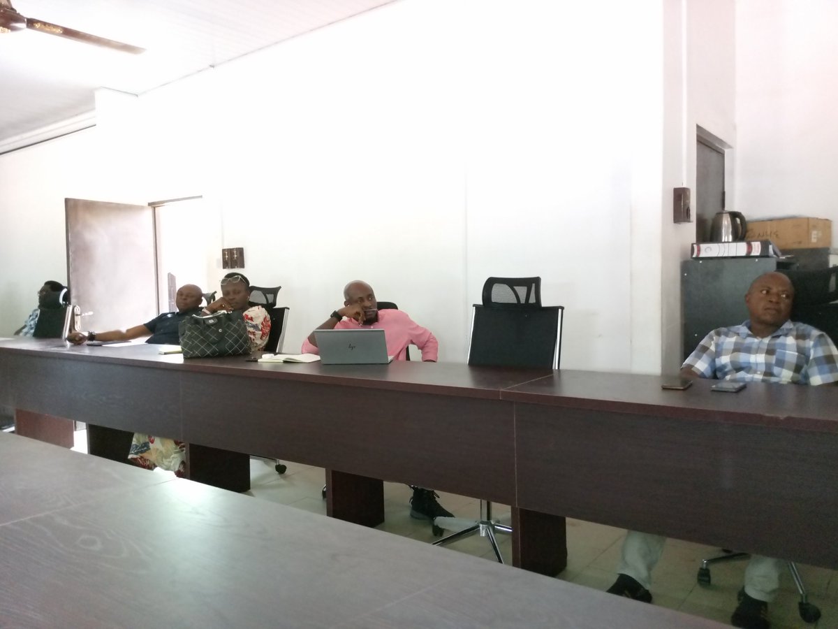 BenuePHEOC's tweet photo. On-going: 
BENUE PHEOC Weekly integrated meeting.  Discussing priority diseases in the State and Flood Preparedness.
@WHONigeria 
@DRJoeOpio 
@NCDCgov 
@UNICEF_Nigeria
@Breakthrough_Action https://t.co/d038MVnGm2