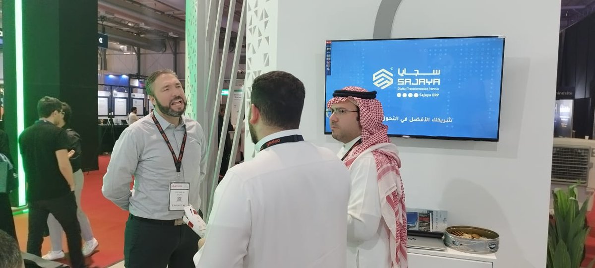 intajICTJO's tweet photo. Another busy day in the #Jordan_Pavilion at #seamlessksa
#intaj invites you to pass by the Pavilion located in hall 4 @RiyadhFront to discover our Jordanian companies #innovative_solutions
This activity is supported by the #USAID_business_growth_activity
@seamlessMENA https://t.co/903h98pHE7