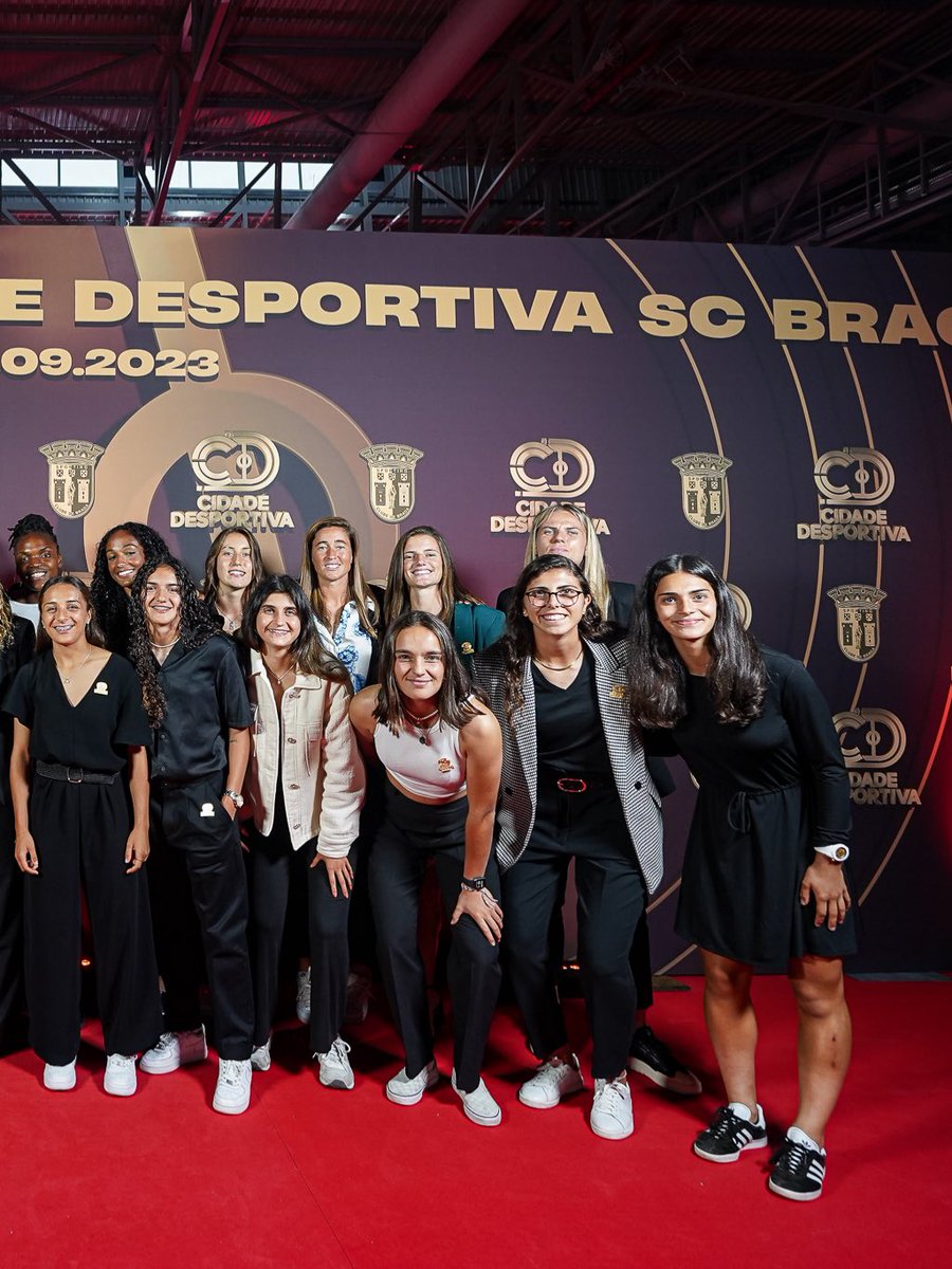 A olhar para o futuro 💫

Está inaugurada a 2ª fase da Cidade Desportiva do SC Braga! 🥰

#PorMais