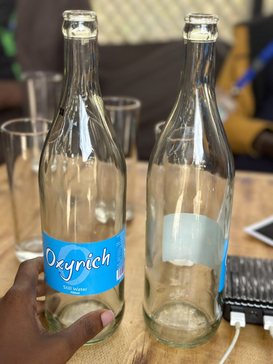 Come to think of it, our water bottling companies only manufacture plastics, not the water. 🤔

Dear <a href="/RwenzoriUg/">Rwenzori Bottling Company</a> <a href="/RihamUG/">Riham</a> <a href="/Nivana_Uganda/">nivana_ug</a> &amp; others, how about this for a change in packaging.