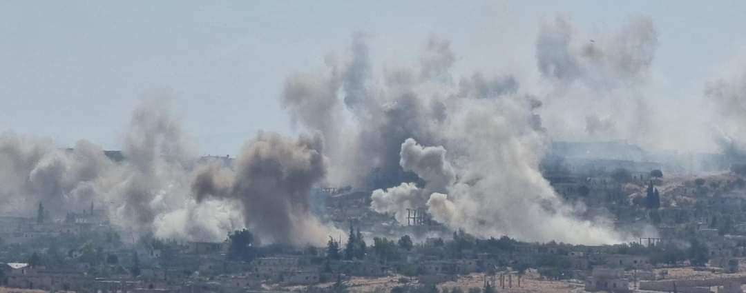 IbrahimDSY1's tweet photo. #SyrianArabArmy turned terrorists areas into hell
One of today's strikes shows 40 Grad missiles targeting terrorist positions in Safuhen town in Idlib southern countryside.
It's been ongoing on hourly rate in the past few days after the terrorist escalation
Full report on the way https://t.co/WsOul154MC