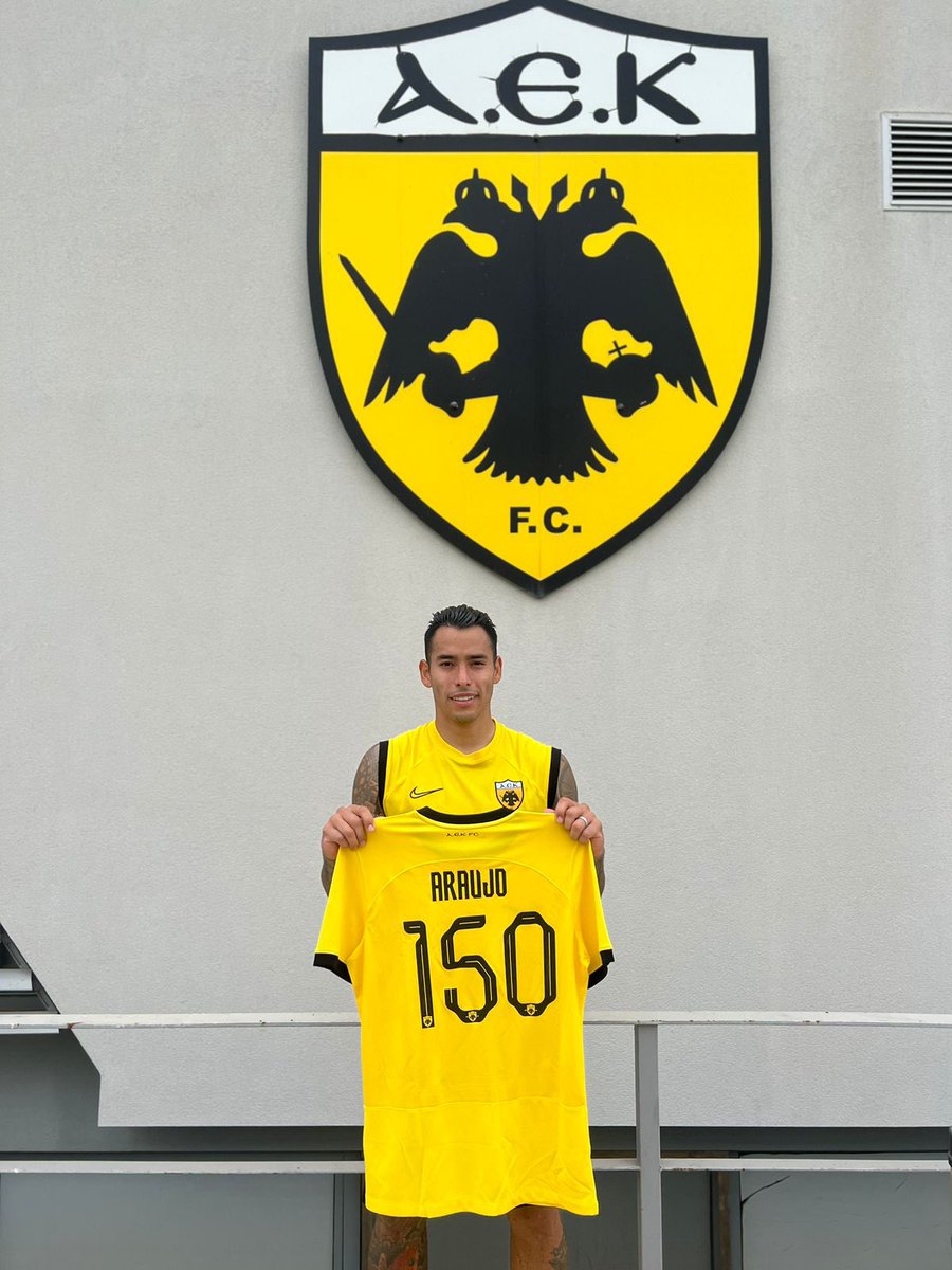 Muy feliz por mis 150 partidos <a href="/AEK_FC_OFFICIAL/">AEK F.C.</a> gracias por todo , gracias por cada momento vivido , por momentos buenos y no tan buenos pero siempre juntos 💛🖤 pame aekara