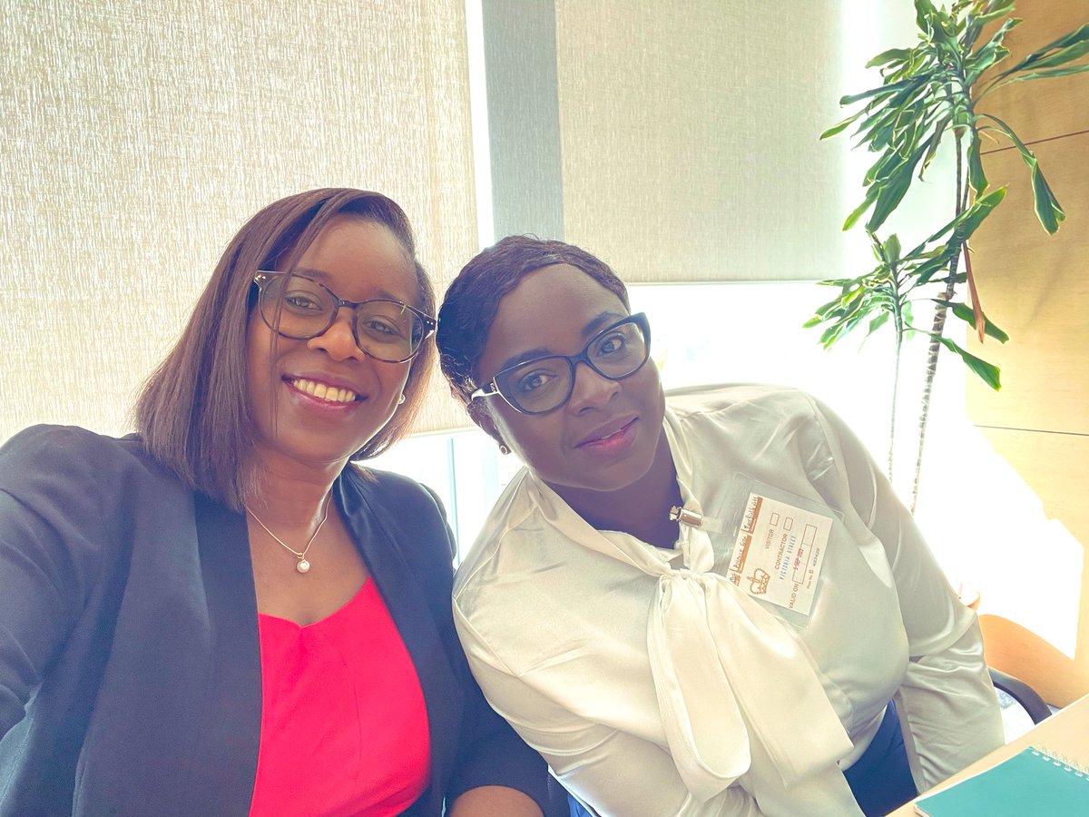 Dr Roxanne and myself at the Department of Heath today for a round table meeting with the Heath secretary and with other NHS nursing colleagues <a href="/Moorfields/">Moorfields Eye Hospital NHS Foundation Trust</a> <a href="/teamCNO_/">teamCNO 💙</a>