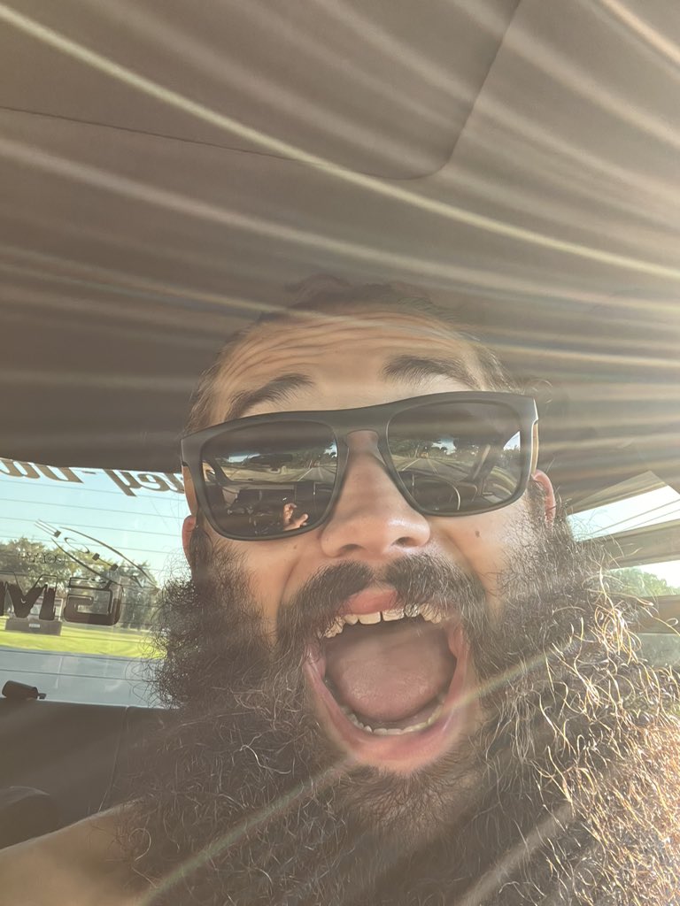 TheRealTroyGood's tweet photo. It’s flipping Tuesday y’all!!! IM OFF WORK TODAY!!!

I have a doc appointment at 9am and then games 😈😈

Games anyone?

See y’all later for the craziness 🤪🤪
#kick #KickStreamers #terpeneclub https://t.co/bt5q0gCkM0