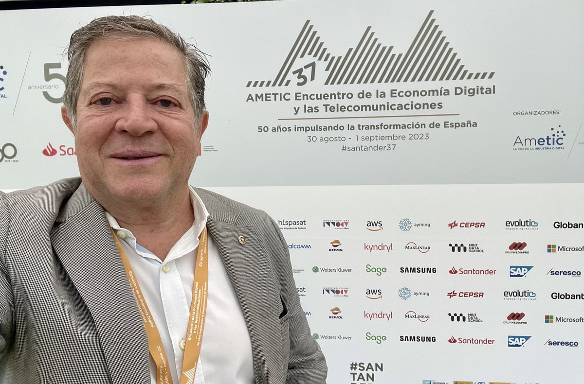 Datatronics_tel's tweet image. Francisco López Martínez, Director General de @Datatronics_tel y representando al Grupo @OpenSpringES , estuvo presente en estas sesiones aportando su punto de vista sobre el sector de las #telecomunicaciones y su impacto en la economía y la sociedad. #OpenSpring #Datatronics