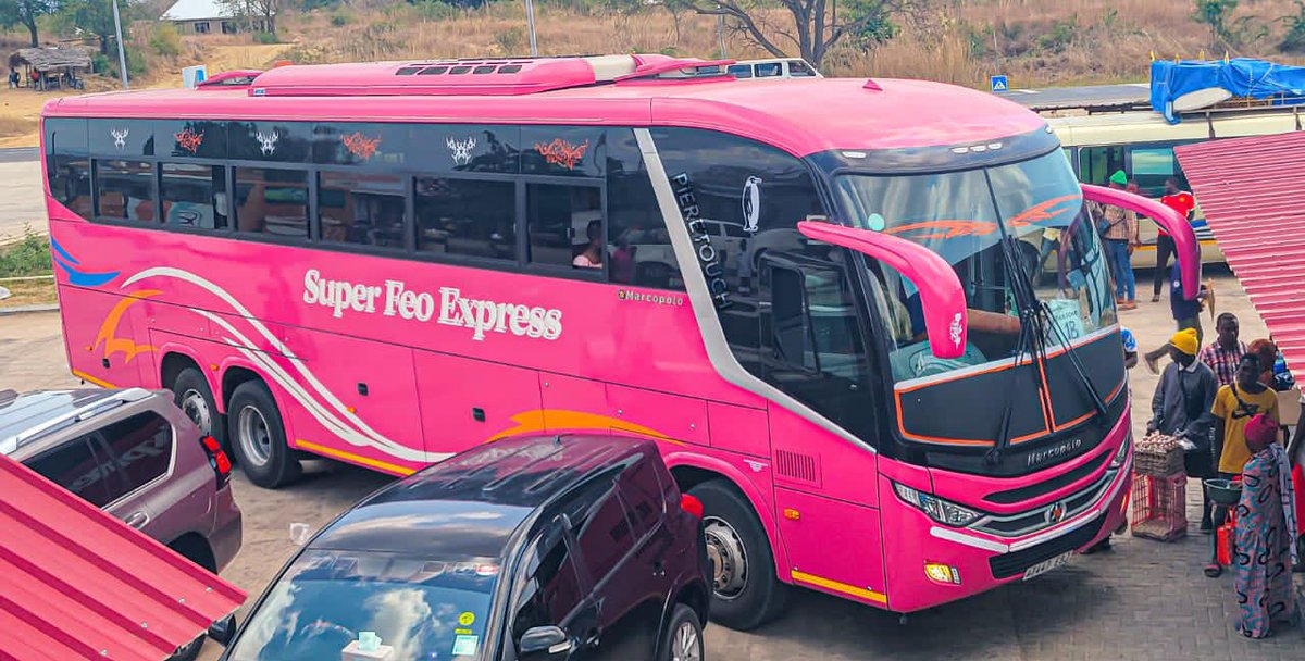 kirigitim's tweet photo. Huyu ndie baba mlezi wa G7 zote Tanzania hao wengine ni watoto na vijukuu vya #Feo

NB: Huu ndio ukweli hakuna wakumgusa huyu mwamba kwa hapa bongo....🫡 https://t.co/UG630RGNTF