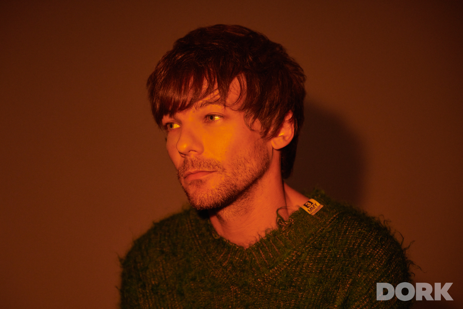 Dork on X: Louis Tomlinson (@Louis_Tomlinson) is the first cover star for  the October 2022 issue of Dork. With an in-depth interview and photoshoot,  if you want shots like this in glorious