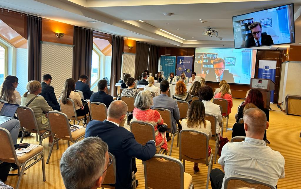 EU_reforms's tweet photo. 🙌Proud to conclude a project in 🇭🇷.
🤝Together w/@CoE_RuleofLaw we supported the Judicial Academy and the Government Representative before the @ECHR_CEDH w/the design &amp; delivery of high-quality trainings, especially on human rights and #RuleOfLaw.
More🔗https://t.co/UJPdiHuVnW https://t.co/erMjA8EkMw