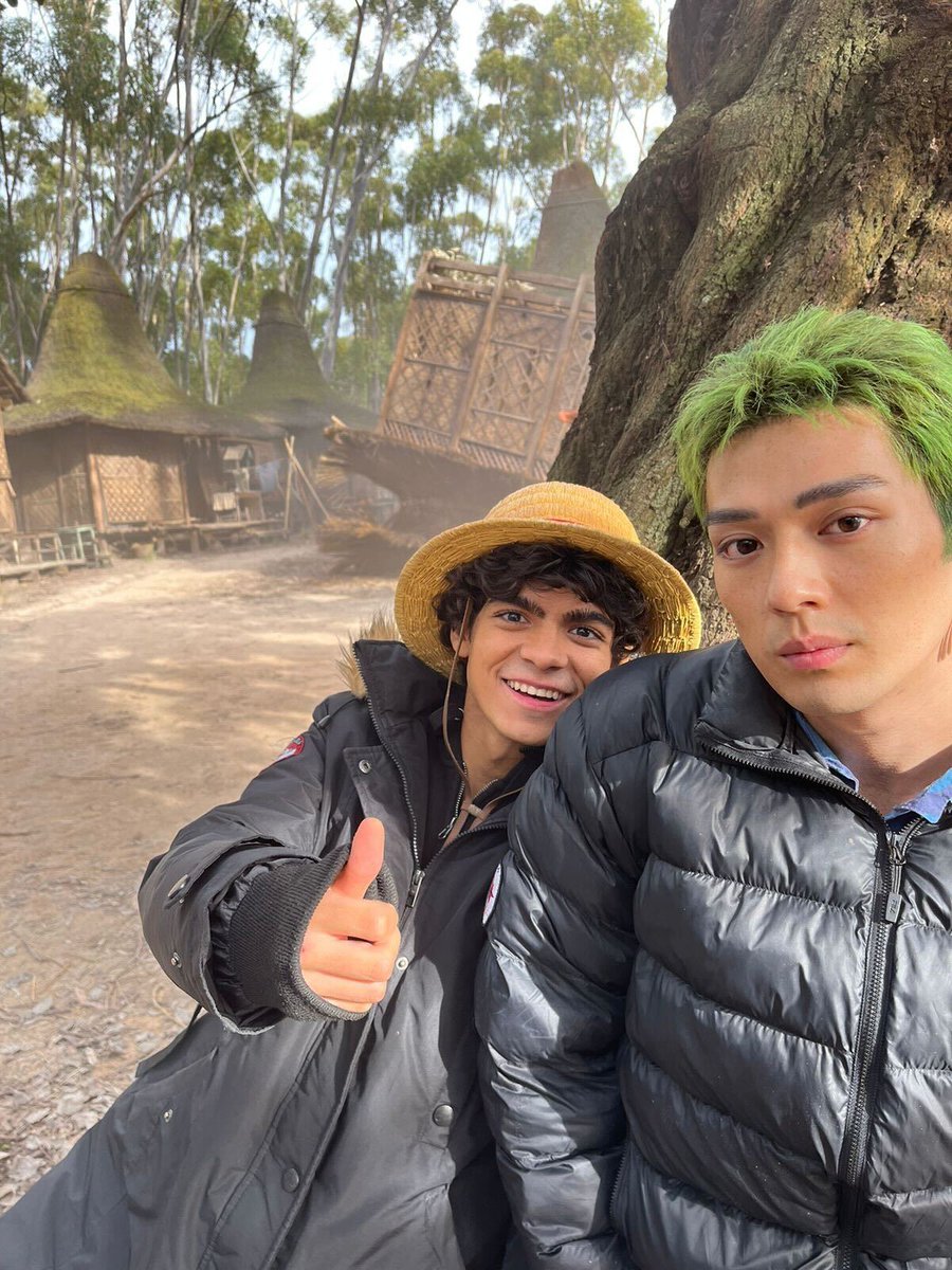 NetflixID's tweet image. Iñaki Godoy konsisten dengan pose ala bapack-bapacknya 😂👍  #OnePieceNetflix