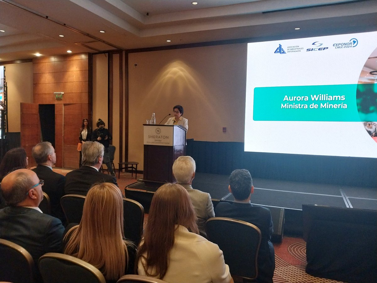 SUTMINAG's tweet photo. La ministra de Minería Aurora Williams en Encuentro de Proveedores @MinMineria_cl @nuevamineria @CamaraNacional @AIA_ANTOFAGASTA @exponorcl @ConsejoMinero @Sonami_Chile @CochilcoChile https://t.co/SSXn2SK5q3