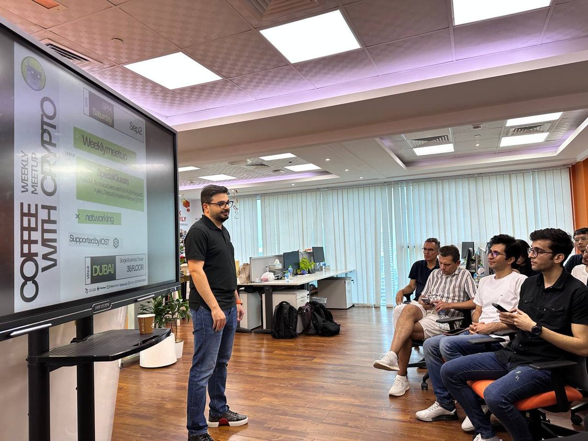 🇦🇪 Happy to be part of another meetup at Coffee with Crypto! This time, we joined #PolygonID in an exciting session to learn more about the ecosystem 🎯

See you in the next one! 👋