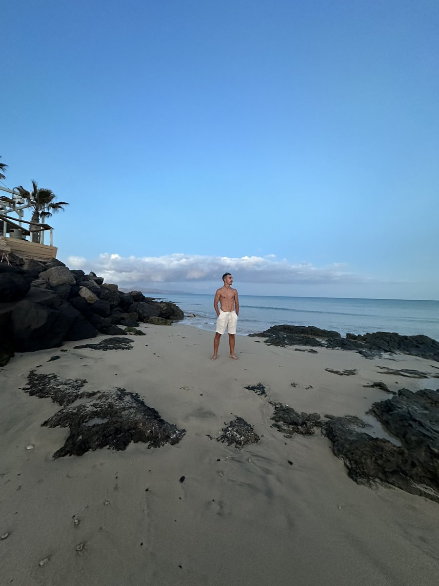 robedl3's tweet photo. Un poquito de Ftv🏝️ https://t.co/U2A6AhymDP