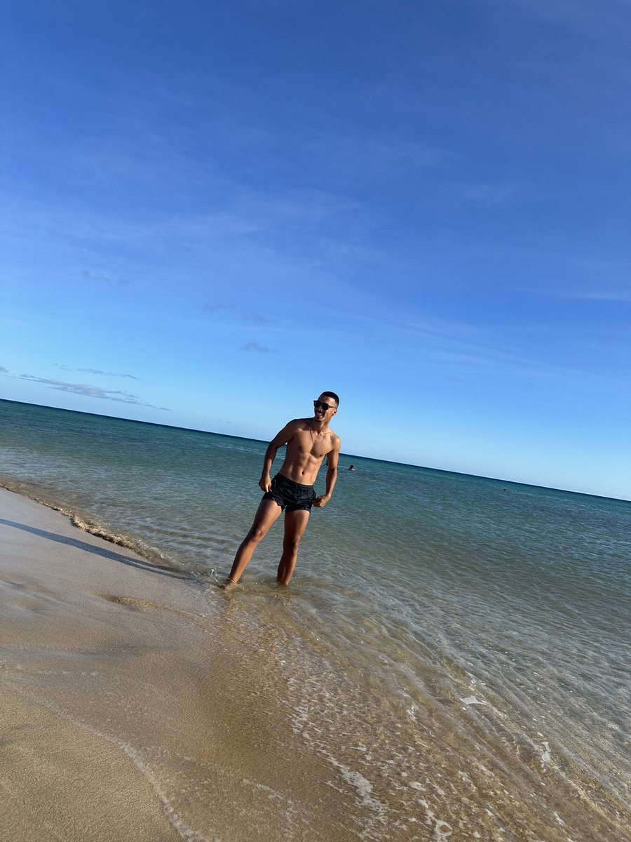 robedl3's tweet photo. Un poquito de Ftv🏝️ https://t.co/U2A6AhymDP