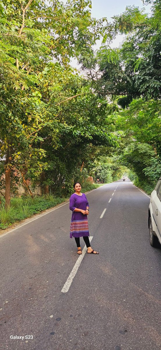 थोड़ा सुकून भी जरूरी है जिंदगी में 
जरूरतें तो कभी खत्म नहीं होती #प्रकृतिकीगोदमें #सुकून #हरियाली 
@kuldeepkishor_ <a href="/AlokTiwari9335/">आलोक तिवारी</a> <a href="/SrVipinShukla/">विपिन कुमार | Vipin Kumar</a> <a href="/Sumitku_07/">Sumit Kumar Gupta</a> <a href="/upcopsachin/">SACHIN KAUSHIK</a> @copafsana86 <a href="/Avi_857/">Hansa Sukhwal AB+</a> @ss_upcop <a href="/ACP_SURINDER_K/">SURINDER JEET KAUR (ਸੁਰਿੰਦਰ ਜੀਤ ਕੌਰ) सुरिंदर जीत</a> <a href="/SunnyLa86117151/">Sunny Lamba( सनी लाम्बा )</a> <a href="/sunitabaitu/">Sunita Choudhary</a>