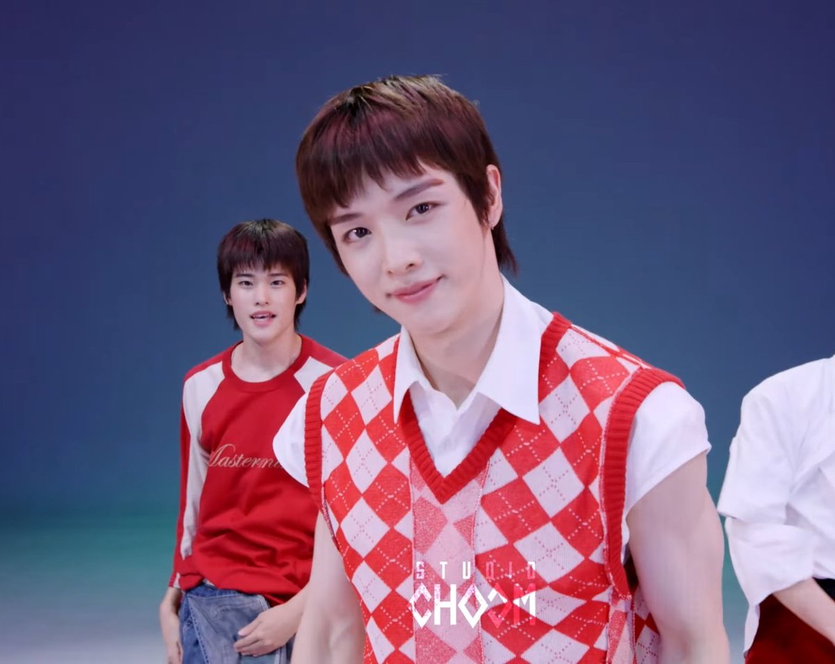 jsc_pics's tweet image. SUNGCHAN STUDIO CHOOM DEBUT