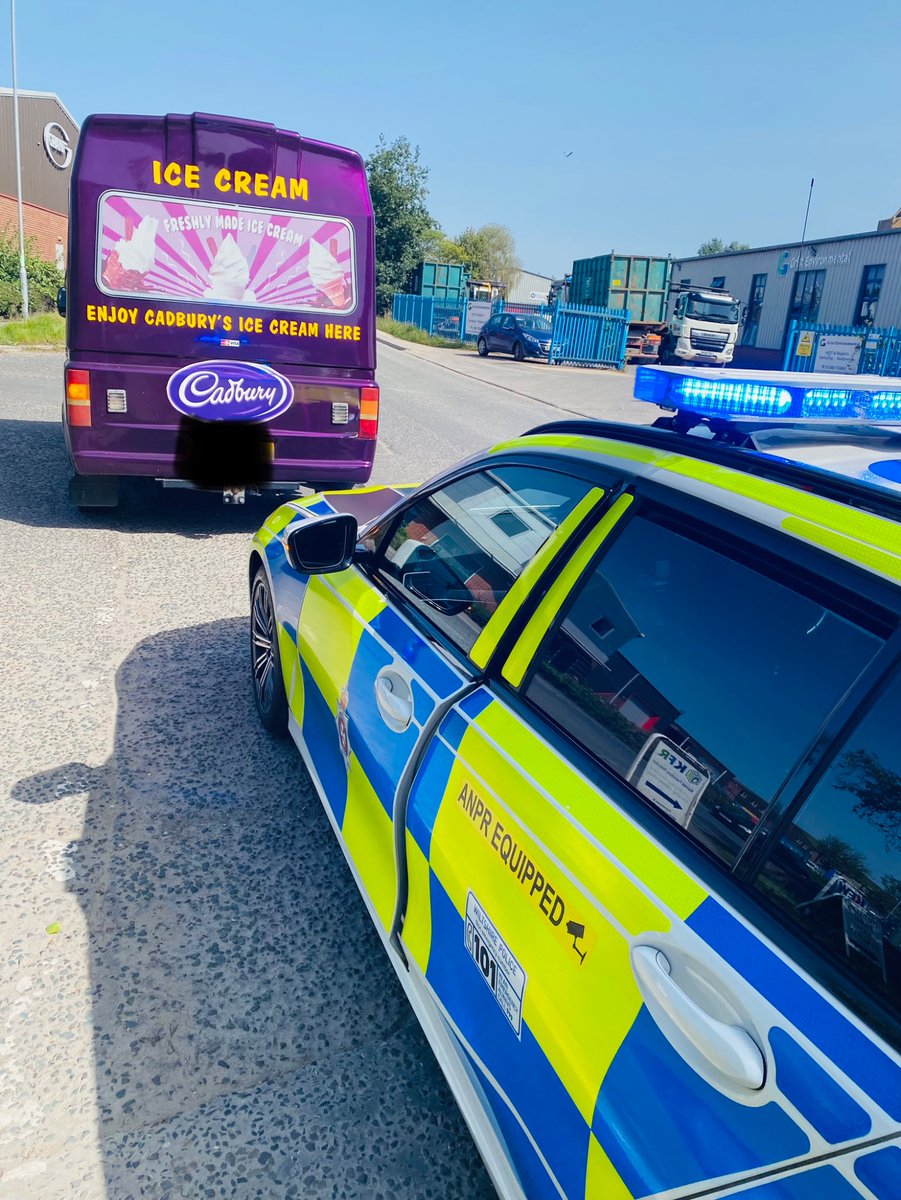 WiltsSpecOps's tweet image. The driver of the ice cream van was sighted in Devizes where the driver had no seatbelt on. On stopping the van the driver provided a roadside breath result of 90! 
The flake has been added and we are off to custody. 
#whiskeyWhippy