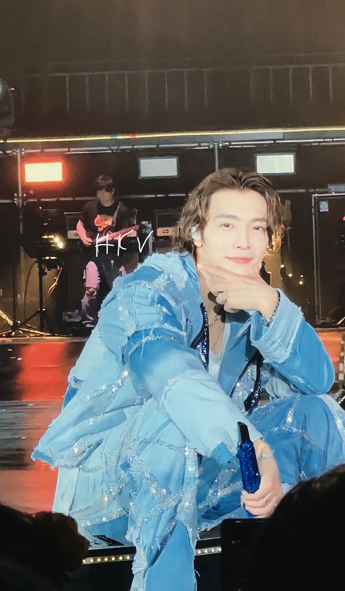 HelloHoen's tweet photo. 230902 photo by me
DElight Party in HCM 
#EUNHYUK #DElight_PartyinHCM #DnEDElightParty #DnE https://t.co/KIU5Q5ZWZy
