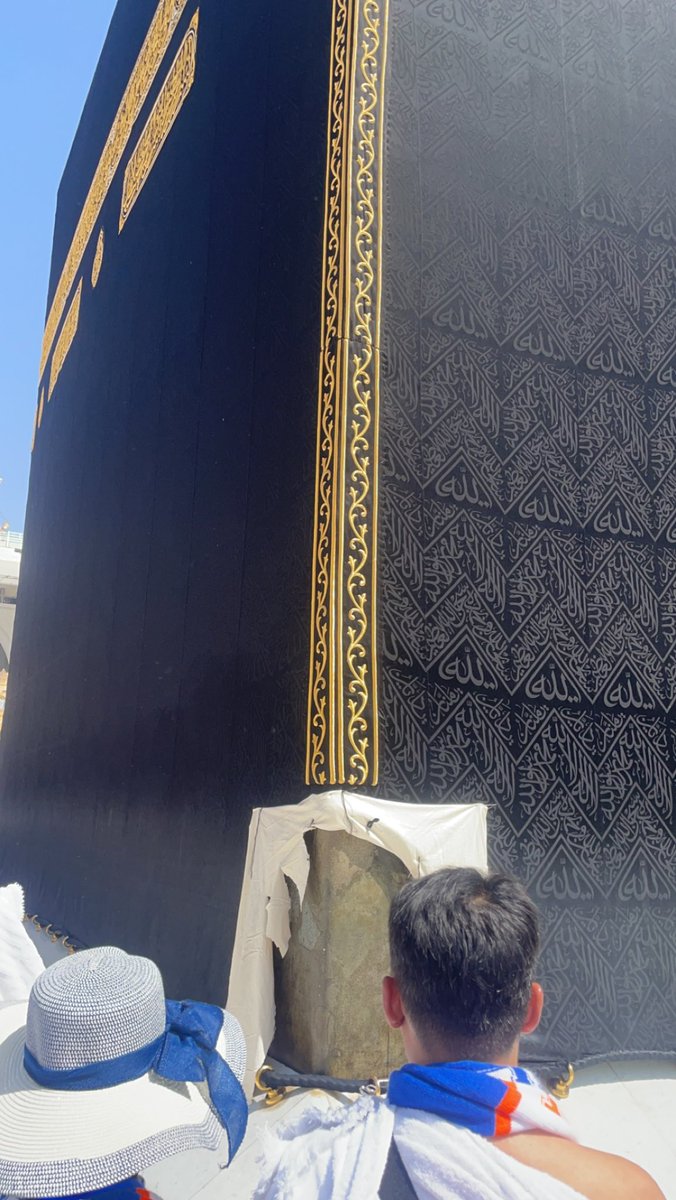 _iu2t's tweet photo. لحمدالله على اتمام العمره اللهم تقبل منا عمرتنا ولاتترك لنا دعاء الا وقد اجبته ولاذنبا الا غفرته اللهم اجعلها عمره مقبوله وخالصه لوجهك الكريم ربي اغفر لي ولوالدي🕋🤍 https://t.co/mVp8EkkVUM