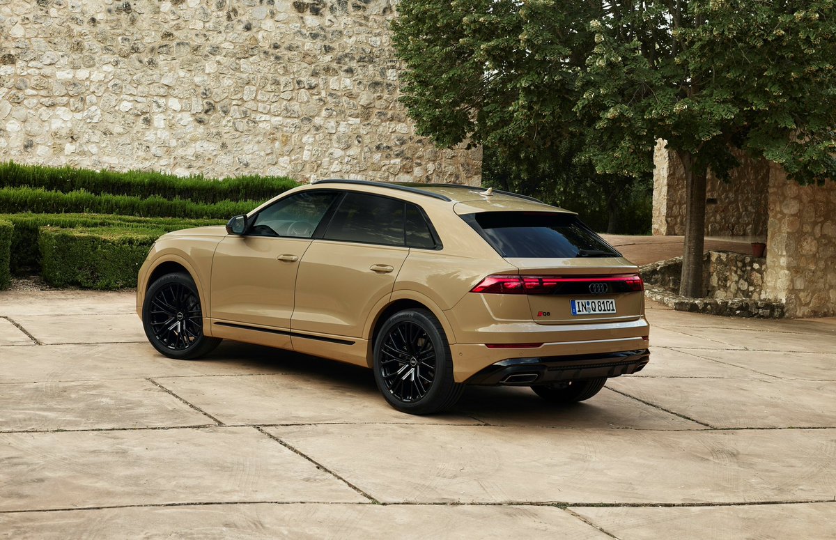 khuleonwheels's tweet photo. Flagship Audi Q8 gets subtle design tweaks and new tech. See more details here: https://t.co/sjhL3xmsKZ

#AudiQ8 #8thDimension https://t.co/Imdykjhs9v