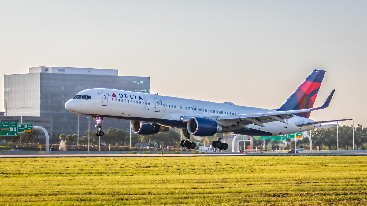 🌞 Sun’s up ✈️ Birds are flyin’ 📸: Brian Singleton