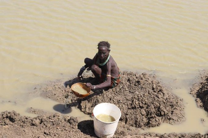 Imagina vivir en una comunidad donde el acceso al agua potable es un desaf&iacute;o diario. En Sud&aacute;n del Sur<a href="/tag/sudandelsur"class="tags"><span>#sudandelsur</span></a><a href="/tag/mundari"class="tags"><span>#mundari</span></a>
